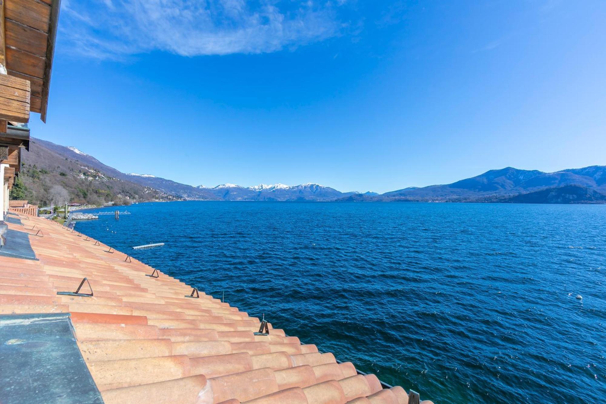 Blu Lake Apartment On Ghiffa Beach - Happy Rentals Exteriér fotografie